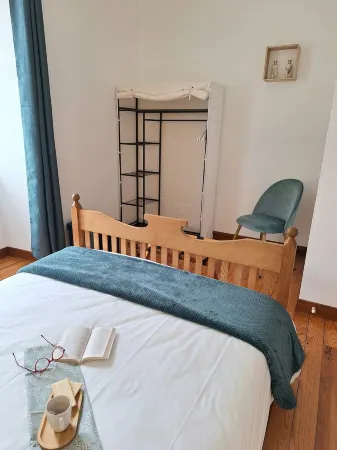 Gîte Philomène Dans Ancien Presbytère - 2 Pers - à St Georges de Lévéjac