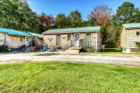 Sandy Bottoms -Shorelands Resort Cottage 10