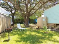 Charming Open Floor Plan and Outdoor Grilling - Cozy Gnome Hideaway Hotel a Ocracoke