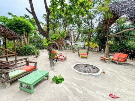 Sagando Bungalows Zanzibar Отели в г. Michamvi