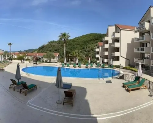 Sunset Poolside Retreat Blueh Hotels in Przno