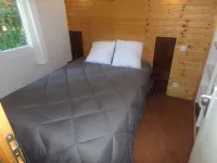 Terres de France - les Hameaux de Miel Hotels in Puy-d'Arnac