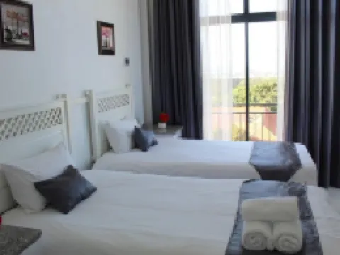 ロイヤル ウシャカ ホテル - モーニングサイド ベレアのホテル