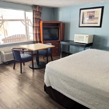 Safari Motel