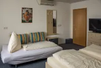 Pension Torkel-Stube Hotels in Oberstimm