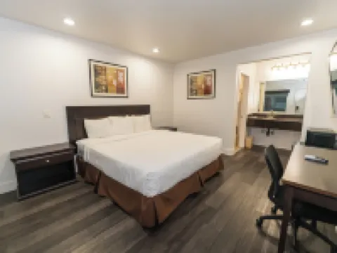 蒙特雷沖浪旅館 蒙特雷酒店