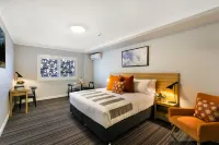 Potters Toowoomba Hotel Hotels in Highfields