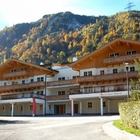All Seasons Lodge by All in One Apartments