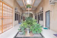 RedDoorz Syariah Near Terminal Batu Ampar 2 Hoteles en Balikpapan Utara