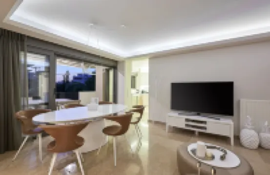 Crystal Green Signature Apartments