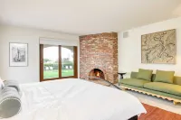 Dume Point by AvantStay Tennis Pool in Malibu