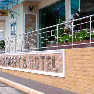 บ้านฉางอพาร์ทเม้นท์ แอนด์ โฮเต็ล Hotel Exterior