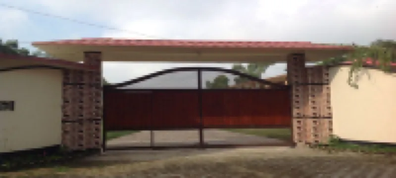 ルーツ エコ ホーム のホテル