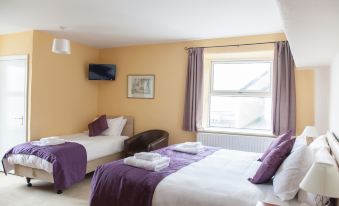 The Poltimore Inn