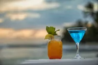 オーシャンホテルズのオールインクルーシブO2ビーチクラブ & スパ - バー