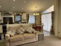 Romney Lodge