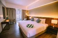 The Maximilian Hotel Hotels in Cauayan