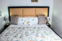 18 on sherlock Hotels in Port Elizabeth Central