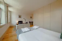 Legacy Oporto Design Apartment H by Vacationy - 3-Star