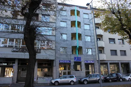 Hotel Alberi Отели в г. Мальграте