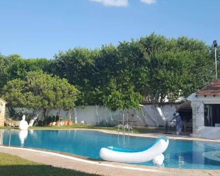 達爾卡米飯店 納布勒酒店