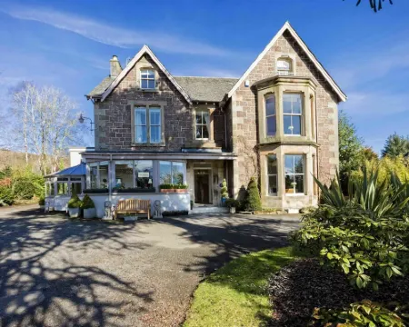 The Abbotsford Hotels in Callander