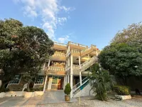 Sgh Hotel Castillo Aqua Hotels near Simon Bolivar International Airport