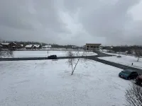 Birchwood Lodge - parking