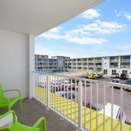 Kokomo Suites