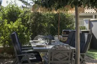 AVAL Riviera Hotels in Saronikos