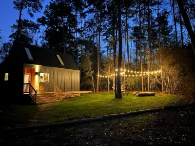 Stay in Babia Hotels in Montgomery County