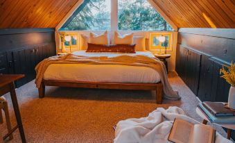 Lightfoot Cabin