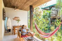 Nautilus Surf & Yoga Villas Santa Teresa