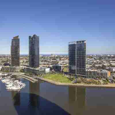 Docklands High Level 1 Bedroom Apartment with Pool by KozyGuru Others
