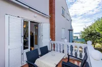 Apartment & Rooms Villa Katarina Hotels in Slano