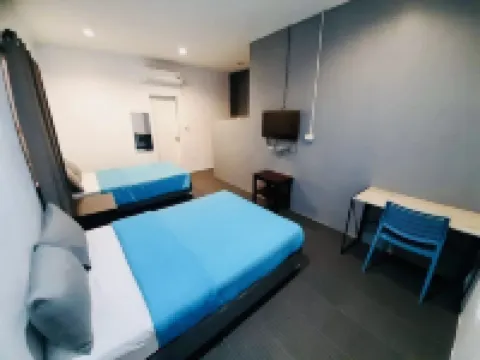 โรงแรมโฮมทาวน์ บาโกโลด - ลัคสัน