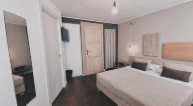 Bardoliners || B&B Bardolino centro storico