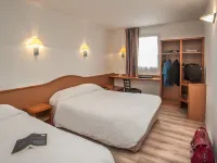 Brit Hotel Essentiel Cahors Nord Hotels in Lot