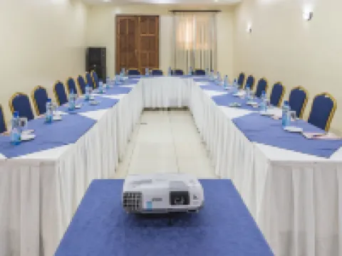 Three Steers Hotel Hotels in Meru