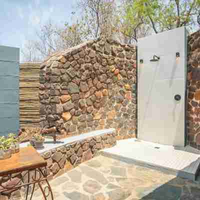 Tuningi Safari Lodge Hotel Exterior