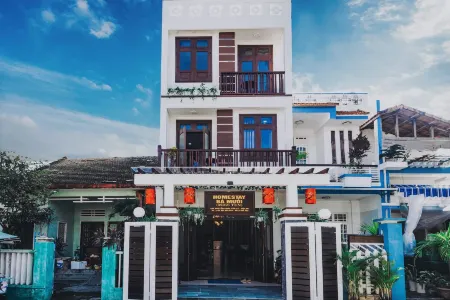 Miss Ten Homestay Отели рядом с достопримечательностью «Museum of Folklore in Hoi An»