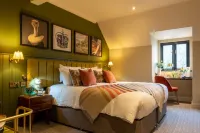 The Crown Inn Hotels in Bromley