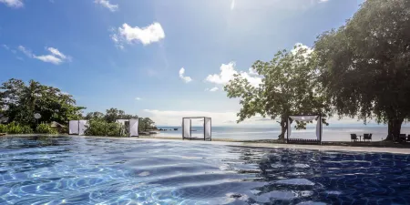 Cala Laiya Отели в г. Сан Хуан