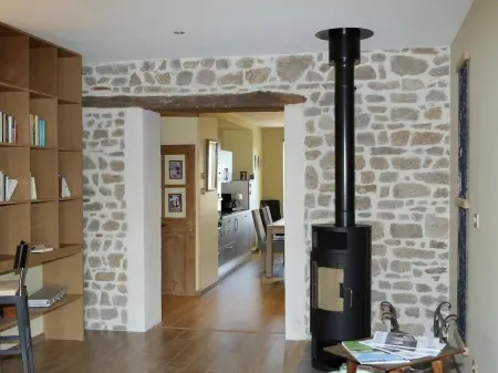 Aux Pierres Magiques Отели в г. Фёр