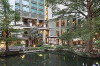 Hotel Contessa - Suites on the Riverwalk Hotels near San Antonio Stinson Apt