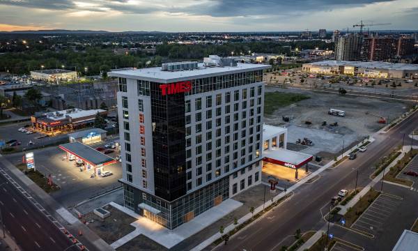 Grand Times Hotel Laval - Centropolis