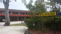 Econo Lodge Chaparral Motel Ballina - parking