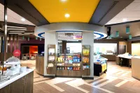 Tru by Hilton Lake City