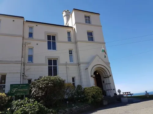 Tyr Graig Castle Hotels in Barmouth