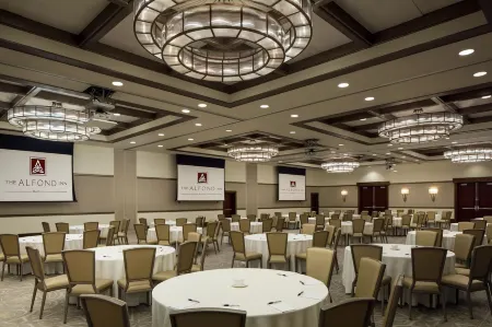 The Alfond Inn Отели рядом с достопримечательностью «Winter Park Historical Museum»